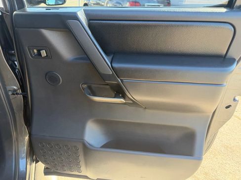 Used 2011 Nissan Titan SL w/ SL Max Utility Pkg image 17
