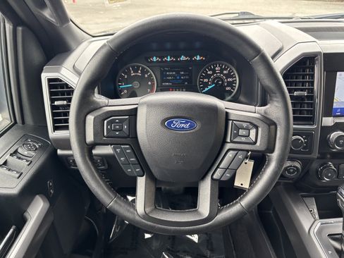 Used 2019 Ford F150 XLT w/ Equipment Group 302A Luxury AWD/4WD image 14