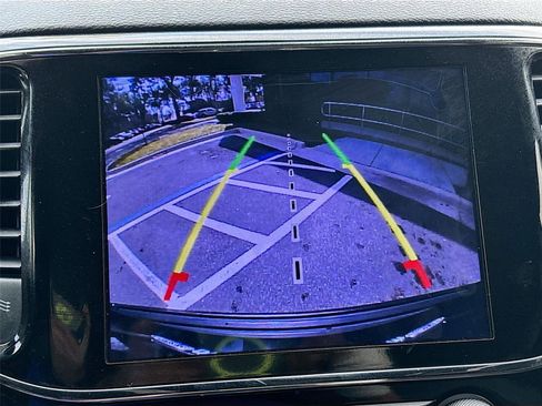 Used 2020 Jeep Grand Cherokee Altitude image 15