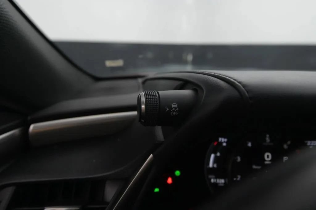 Used 2020 Lexus ES 350 F Sport w/ Accessory Package 2 FWD image 30