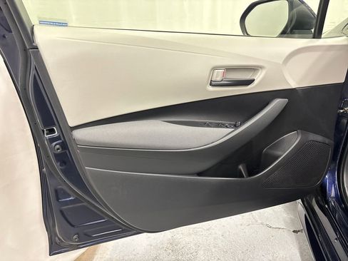 Used 2022 Toyota Corolla LE image 10