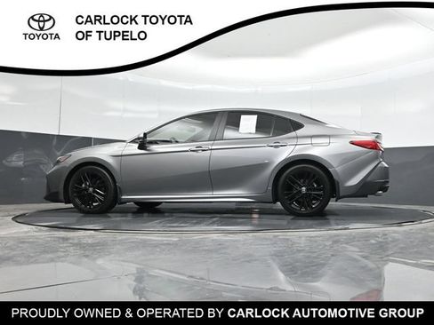 Used 2025 Toyota Camry SE FWD image 43