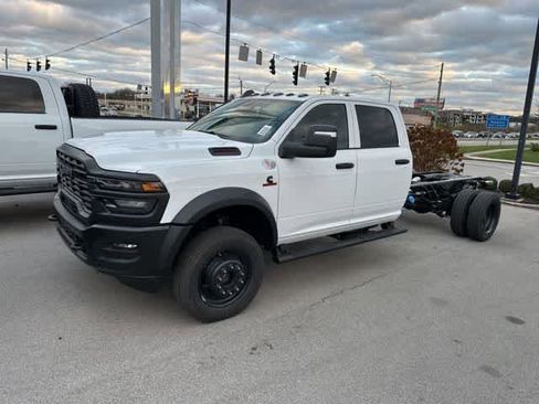 New 2026 RAM 5500 Tradesman image 16