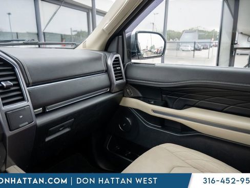 Used 2019 Ford Expedition Platinum AWD/4WD image 15
