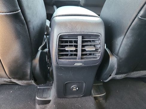 Used 2020 Ford Escape Titanium AWD/4WD image 11