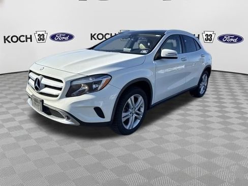 Used 2017 Mercedes-Benz GLA 250 4MATIC image 3