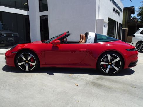 Used 2024 Porsche 911 Targa 4S AWD/4WD image 5