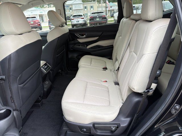 Used 2023 Subaru Ascent Limited AWD/4WD image 23