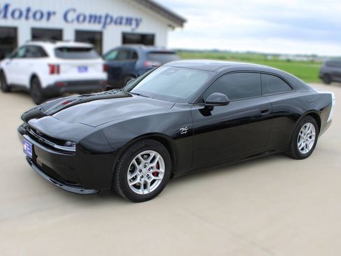 Used 2025 Dodge Charger Daytona R/T w/ Quick Order Package 25M R/T AWD/4WD image 1