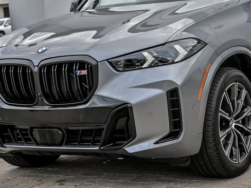 Used 2025 BMW X5 M60i w/ Climate Comfort Package AWD/4WD image 7