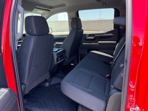 New 2026 GMC Sierra 1500 Elevation w/ LPO, Elevation Black Package AWD/4WD image 19