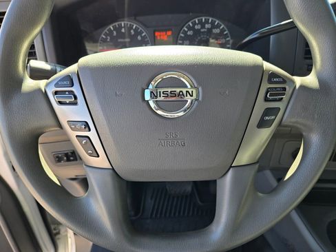 Used 2021 Nissan NV 2500 SV image 22