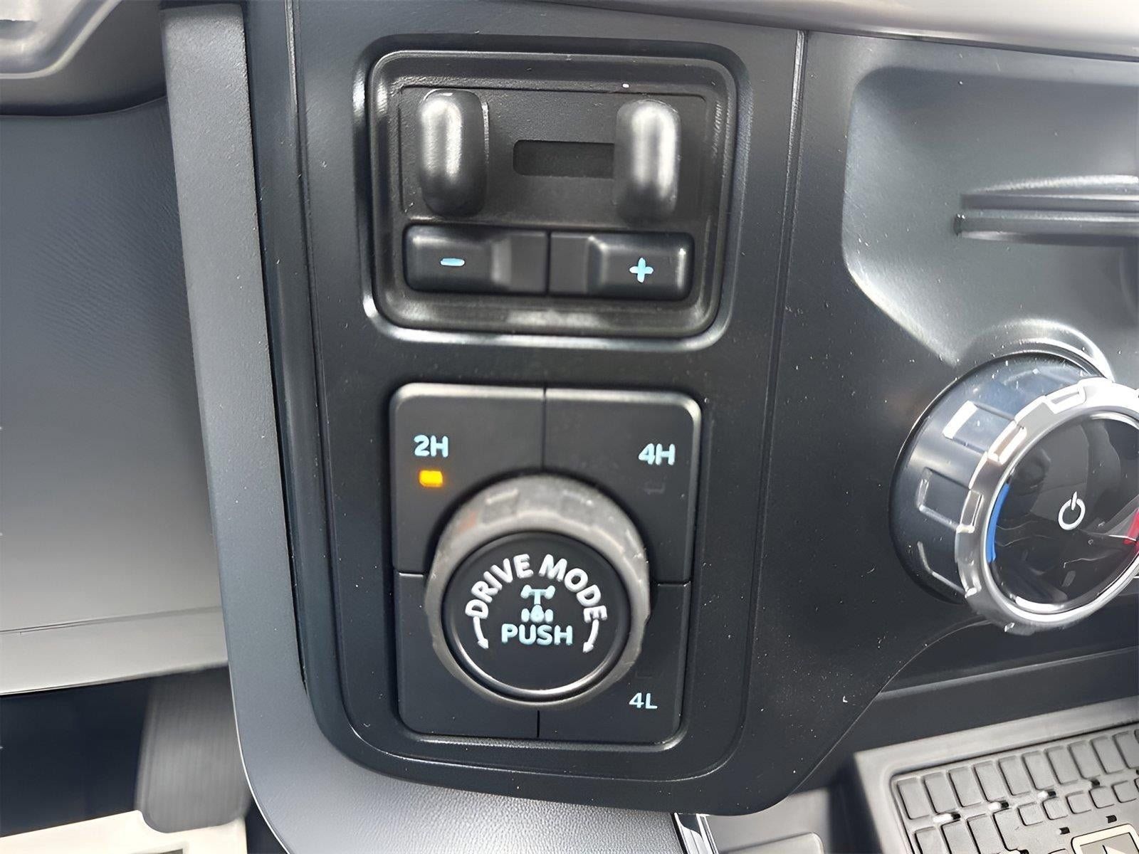Used 2025 Ford F150 XLT w/ Equipment Group 302A MID AWD/4WD image 21
