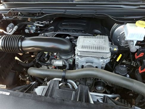 Used 2021 RAM 1500 Big Horn AWD/4WD image 35