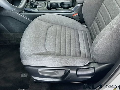 Certified 2025 Kia K4 EX FWD image 18