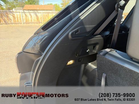 Used 2025 Mitsubishi Outlander SE AWD/4WD image 27