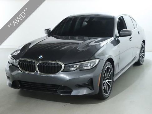 Used 2020 BMW 330i xDrive Sedan w/ Parking Assistance Package image 3