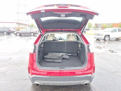 Used 2020 Ford Edge Titanium w/ Equipment Group 301A AWD/4WD image 12