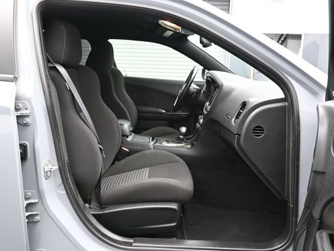 Used 2022 Dodge Charger R/T w/ Blacktop Package RWD image 13