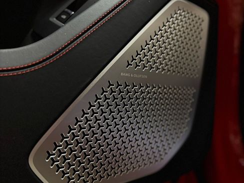 Used 2022 Lamborghini Urus image 28