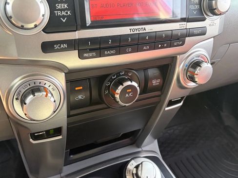 Used 2013 Toyota 4Runner SR5 AWD/4WD image 8