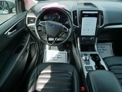 Certified 2024 Ford Edge SEL AWD/4WD image 9