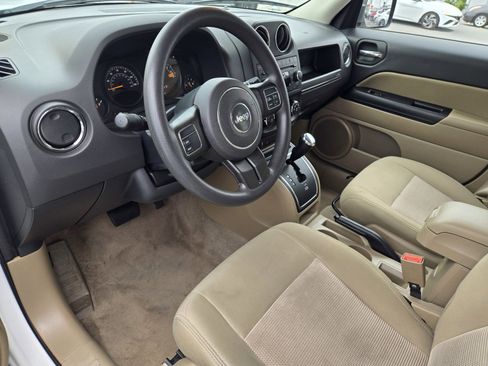 Used 2016 Jeep Patriot Sport w/ Power Value Group image 11