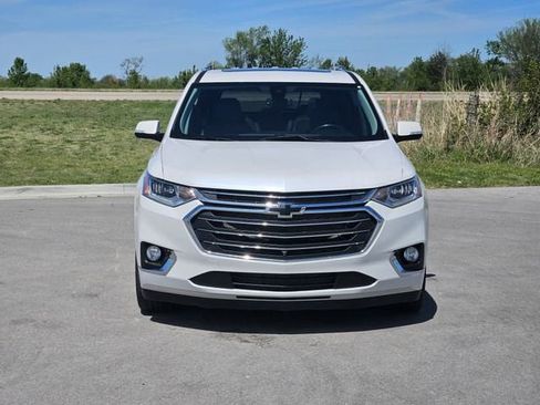 Used 2020 Chevrolet Traverse Premier w/ LPO, Floor Liner Package AWD/4WD image 2