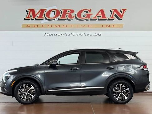 Used 2023 Kia Sportage EX AWD/4WD image 6