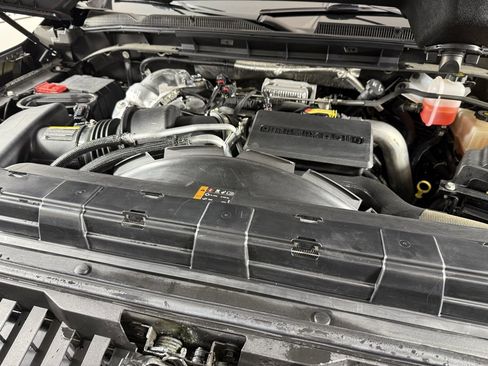 Used 2022 GMC Sierra 2500 Denali image 37