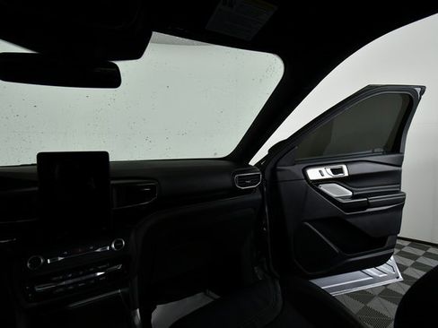 Used 2020 Ford Explorer ST w/ Premium Technology Package image 20