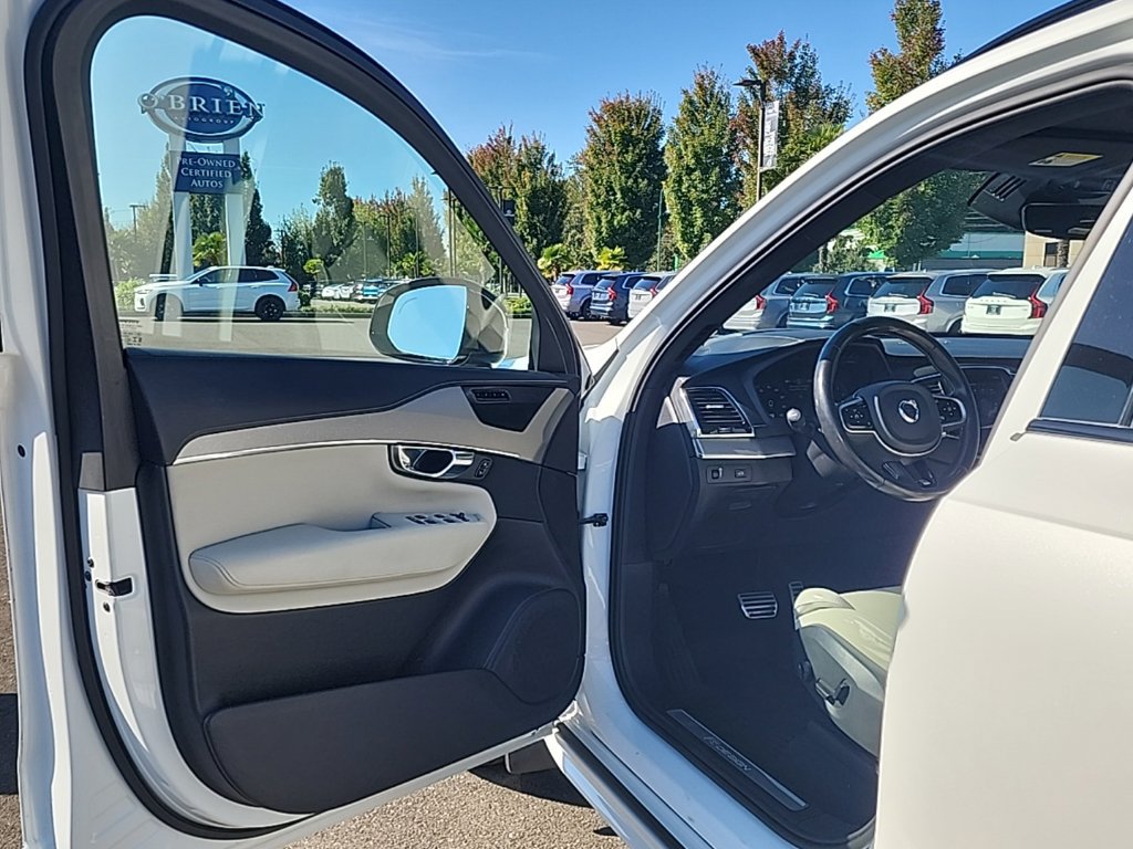 Used 2020 Volvo XC90 T6 R-Design w/ Protection Package Premier AWD/4WD image 9