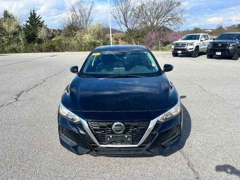 Certified 2021 Nissan Sentra SV image 2