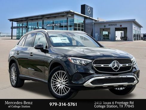 Certified 2025 Mercedes-Benz GLC 300 image 1