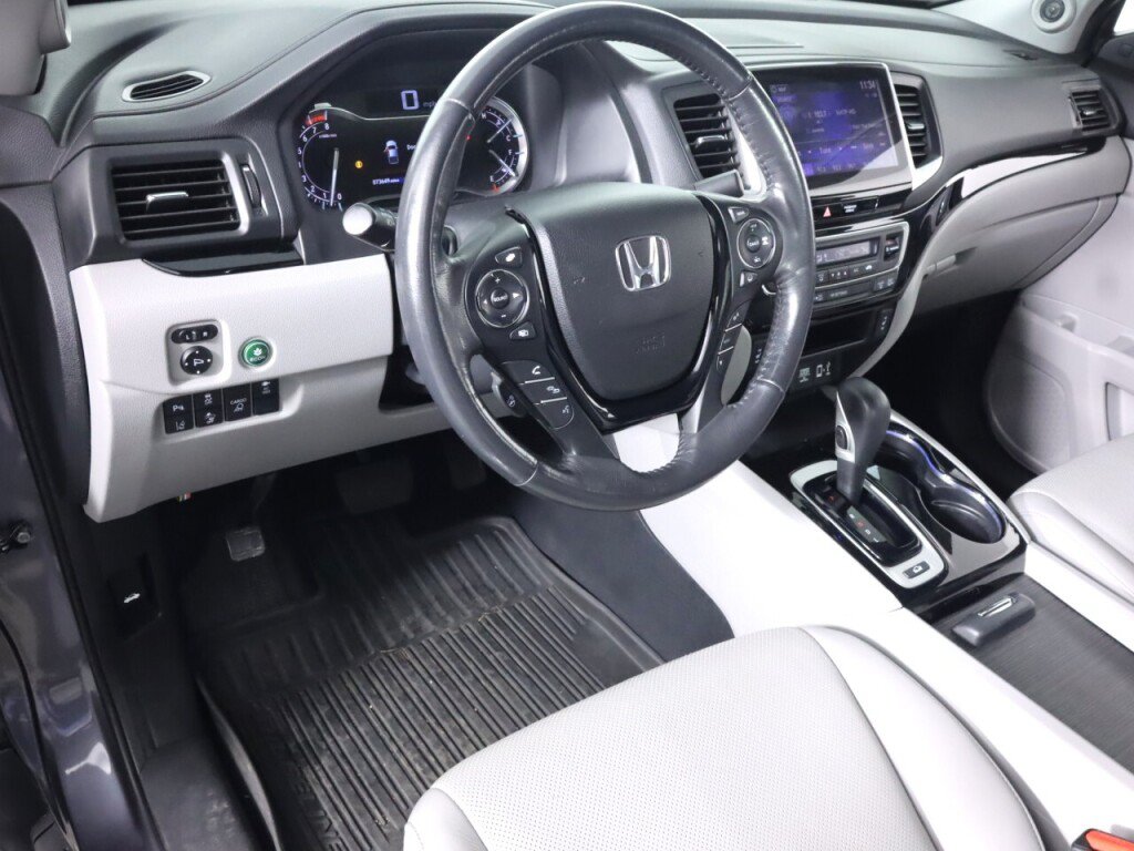 Used 2017 Honda Ridgeline RTL-E image 9