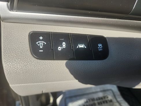 Used 2020 Hyundai Elantra SEL FWD image 8
