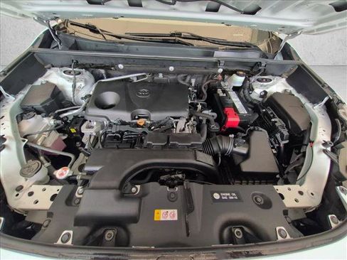 Used 2019 Toyota RAV4 XLE w/ Convenience Package image 21