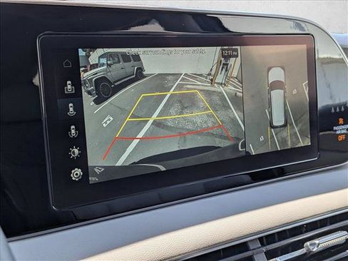 Used 2022 Hyundai Palisade Limited w/ Cargo Package FWD image 15