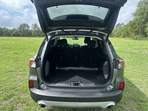 Used 2021 Ford Escape SE w/ Convenience Package FWD image 7