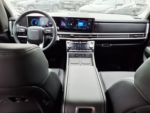 Certified 2025 Hyundai Santa Fe XRT image 18