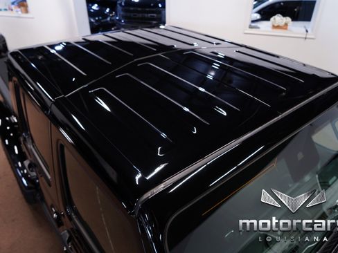 Used 2024 Jeep Gladiator Mojave AWD/4WD image 17