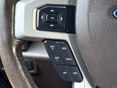 Used 2019 Ford F150 King Ranch w/ Equipment Group 601A Luxury AWD/4WD image 18