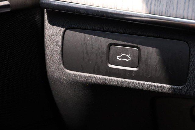 Used 2023 Volvo XC90 B6 Ultimate w/ Protection Package Premier AWD/4WD image 25