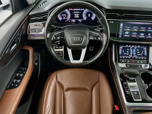 Used 2019 Audi Q8 Premium Plus w/ Premium Plus AWD/4WD image 22