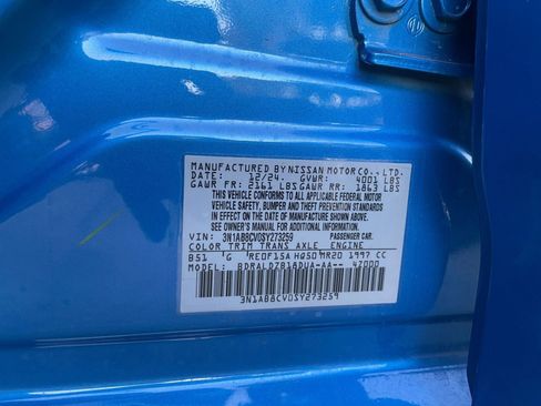 Used 2025 Nissan Sentra SV image 34