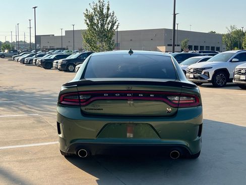 Used 2022 Dodge Charger Scat Pack RWD image 10
