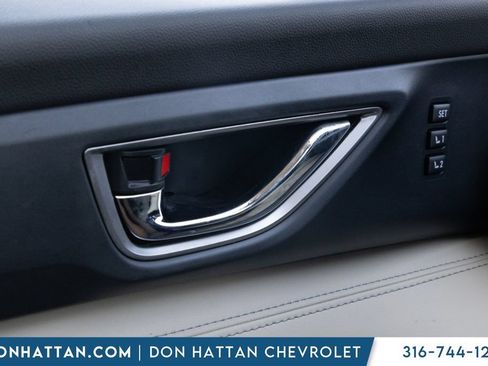 Used 2023 Subaru Ascent Limited AWD/4WD image 13