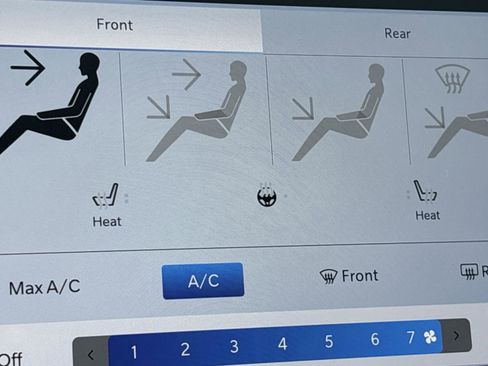 New 2026 Chrysler Pacifica Select image 24