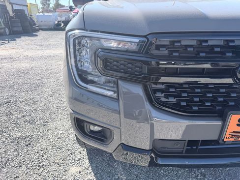 New 2025 Ford Ranger XLT w/ FX4 Off-Road Package image 4