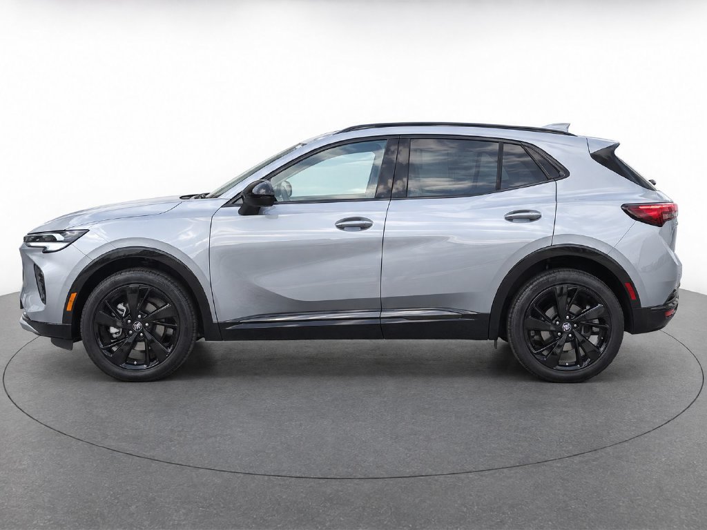 Used 2023 Buick Envision Essence w/ Sport Touring Package AWD/4WD image 2